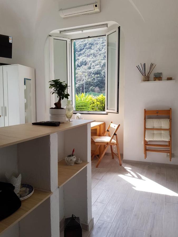 Appartement mini cà del Borgo à Finale Ligure Extérieur photo